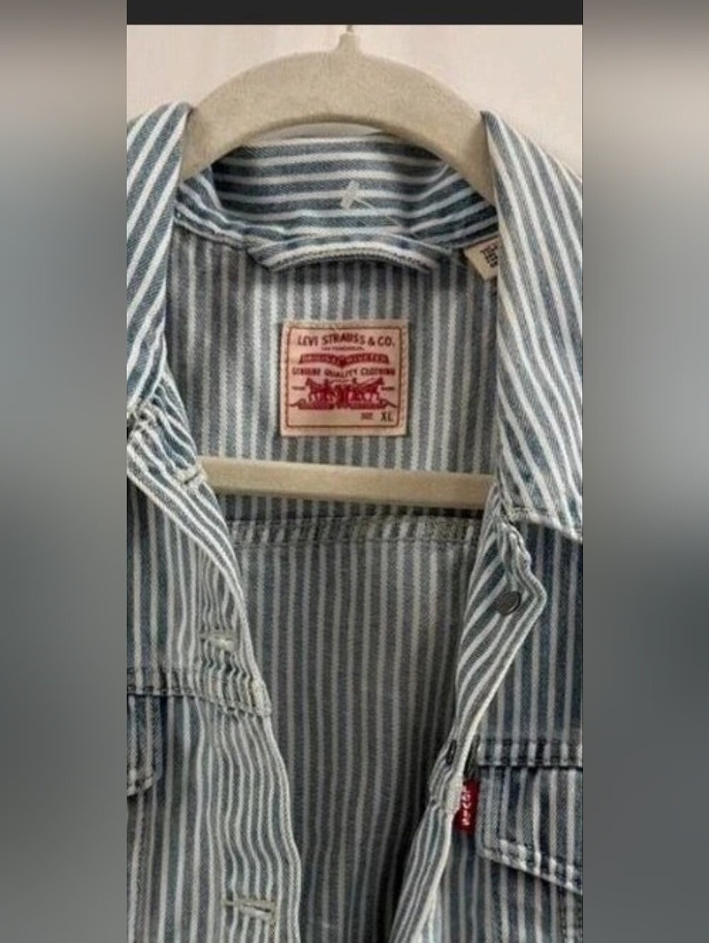 Levi's Men's Blue and White Striped Button-Down Shirt Jacket